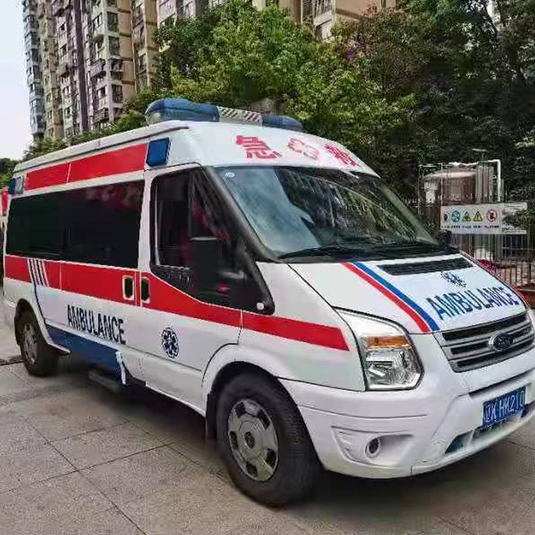 弥勒长途救护车护送病人返乡