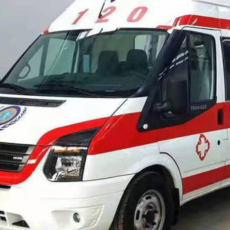 弥勒非急救护送病人转院租赁救护车的优缺点对比